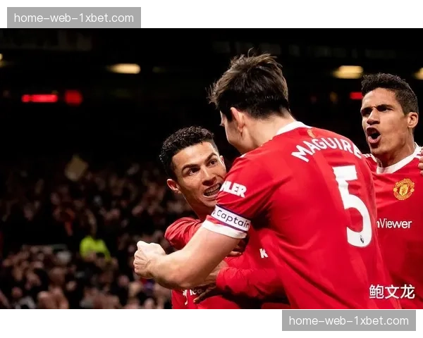 曼联两度领先被扳平：十人作战暴露中场控制力不足缺陷